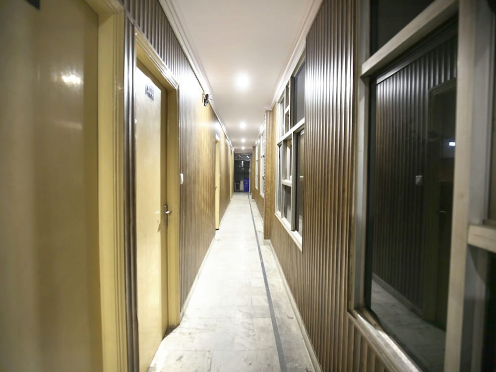 Фото Oyo 966 Hotel Sallow International