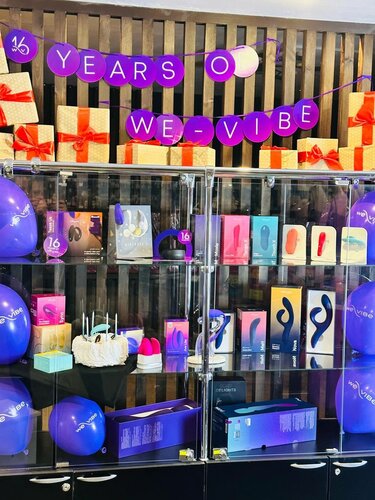 Санкт-Петербургтегі Роккомен порно