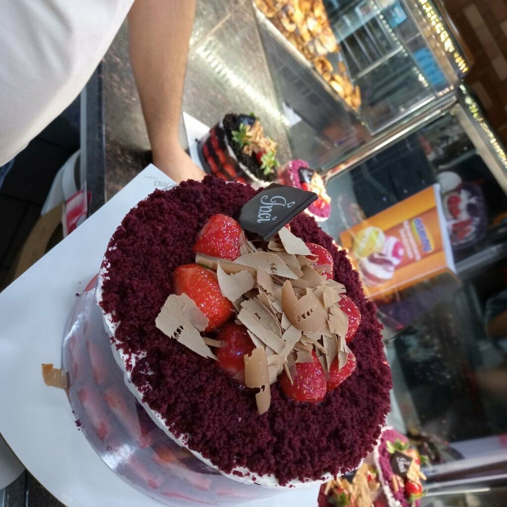 Cake orders Inci pastanesi, Develi, photo