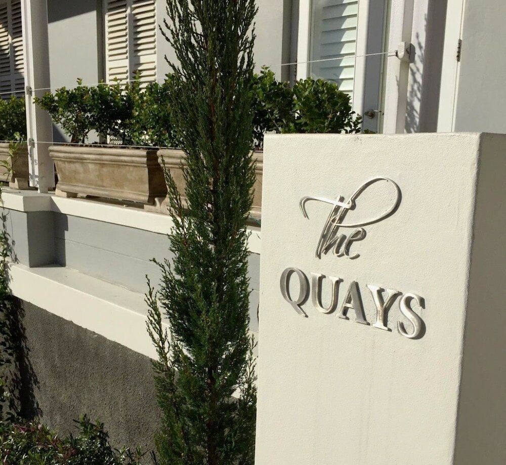 Фото The Majestic Apartment