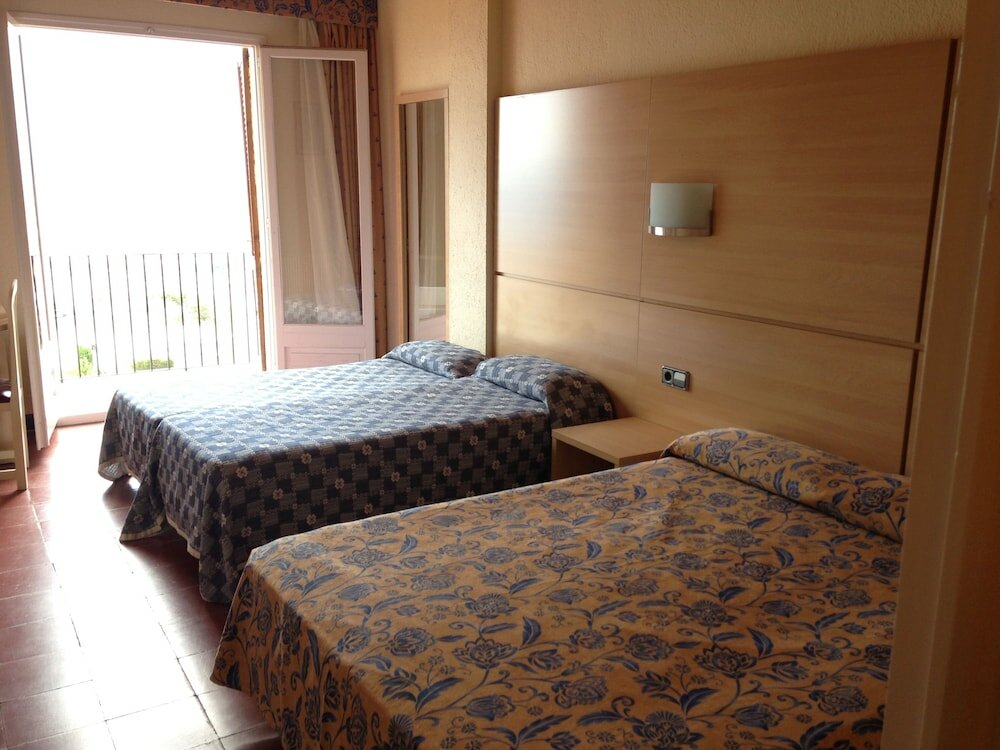 Фото Hotel Grecs