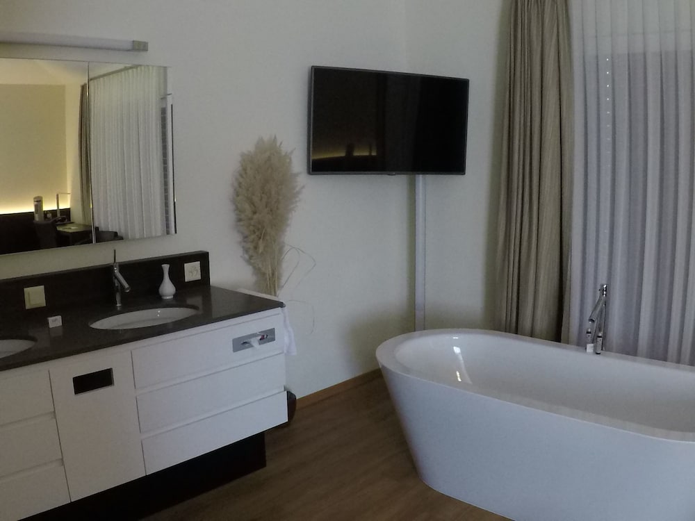 Фото Hôtel Glanis