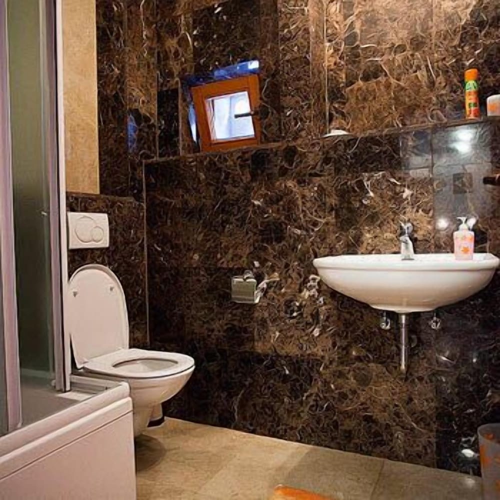 Фото Dalmatian Apartments