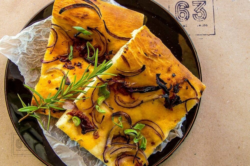 Фото Hotel & Bistro 63