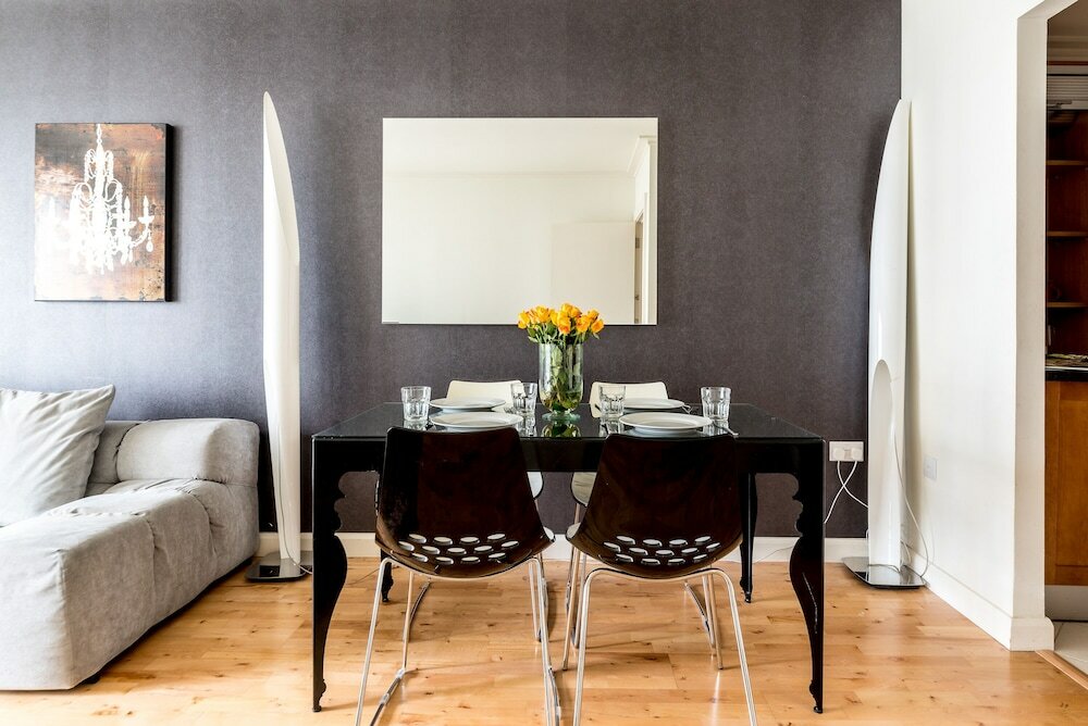 Фото Canary Wharf Waterfront Apartments