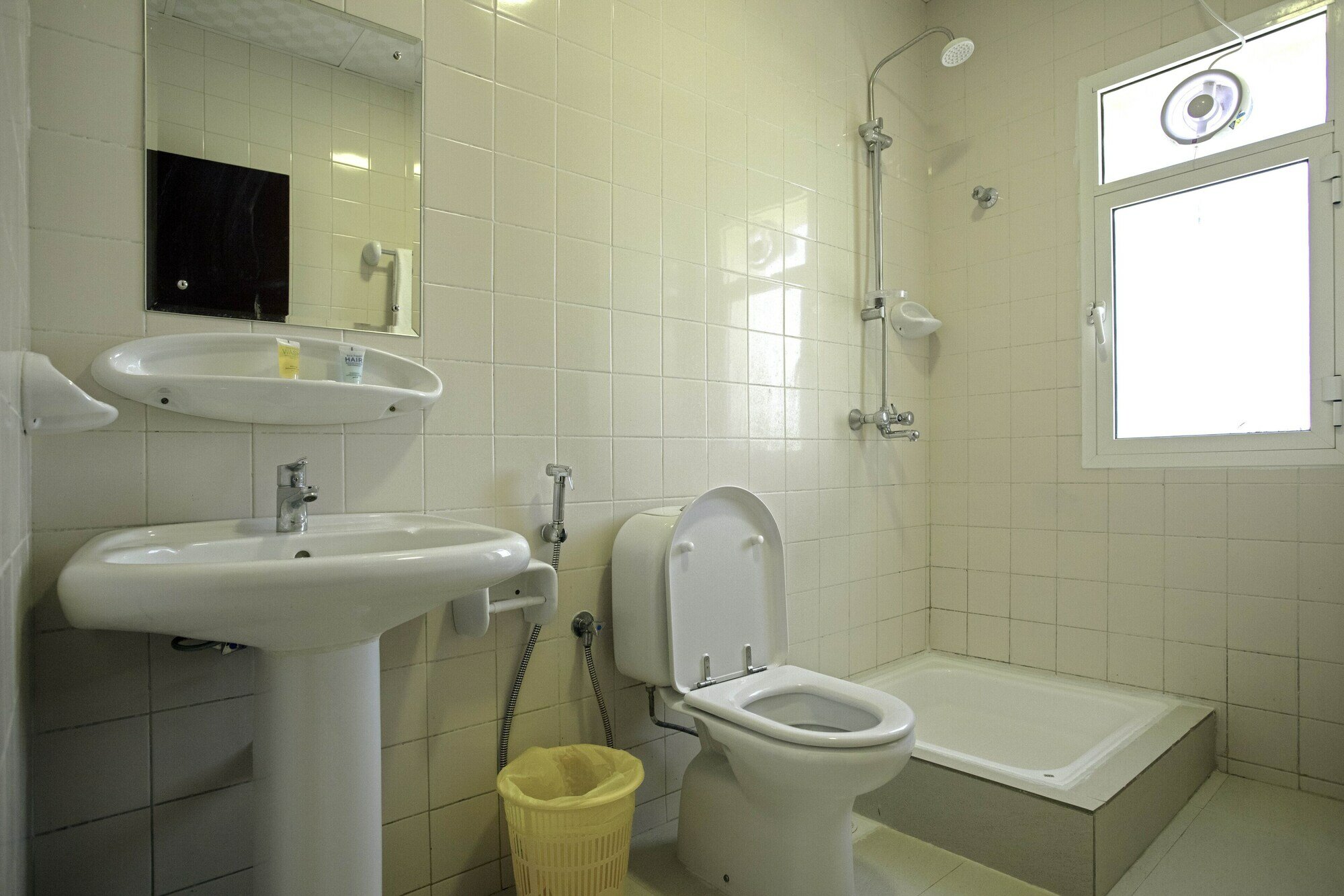 Фото Star Emirates Inn