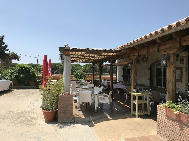 Гостиница Hostal Restaurante El Mero