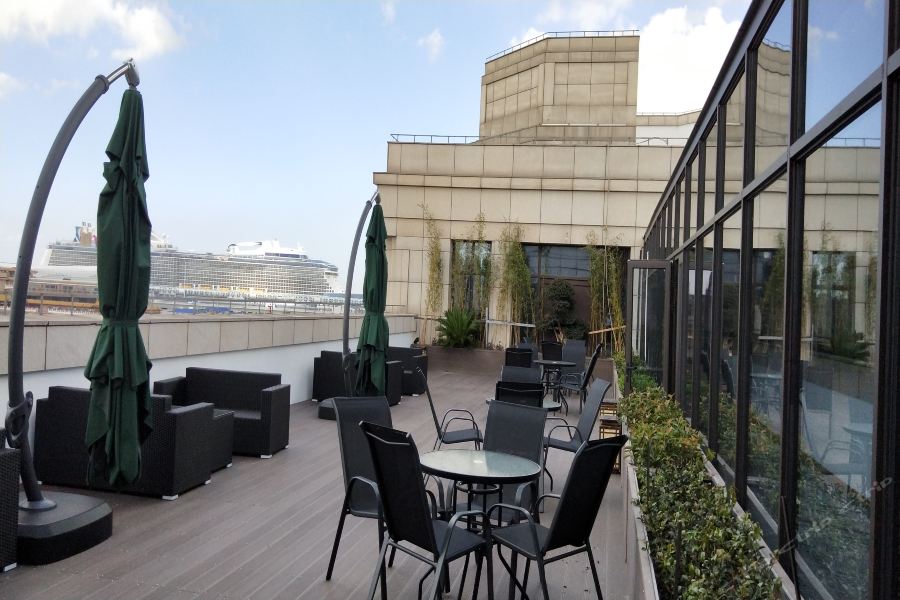 Фото Linjiang International Cruise Hotel