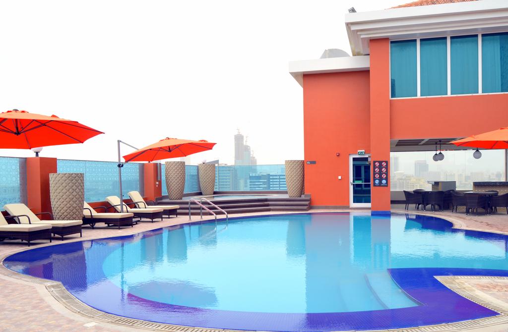 Фото отеля 2