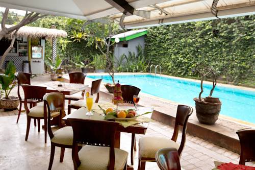 Фото Maven Buncit