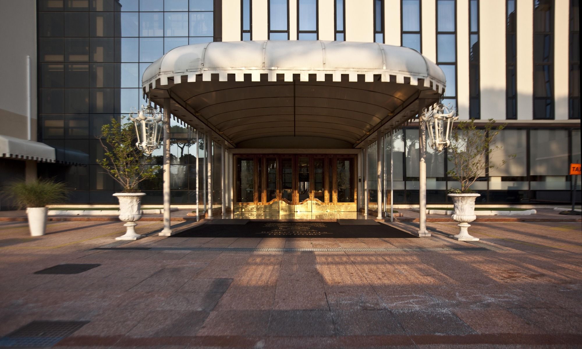 Фото Hotel Leon D'Oro