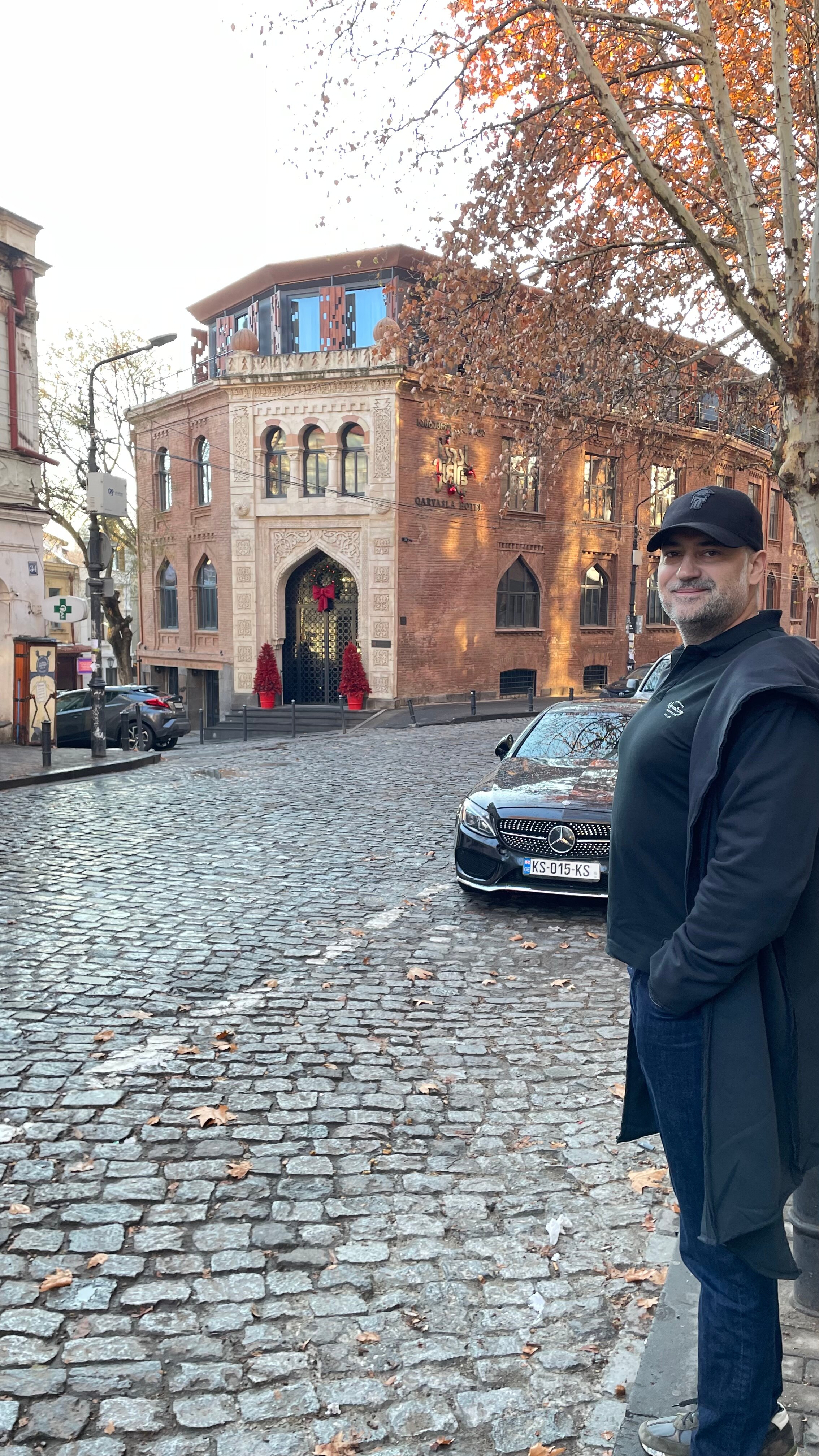 Фото Qarvasla Hotel