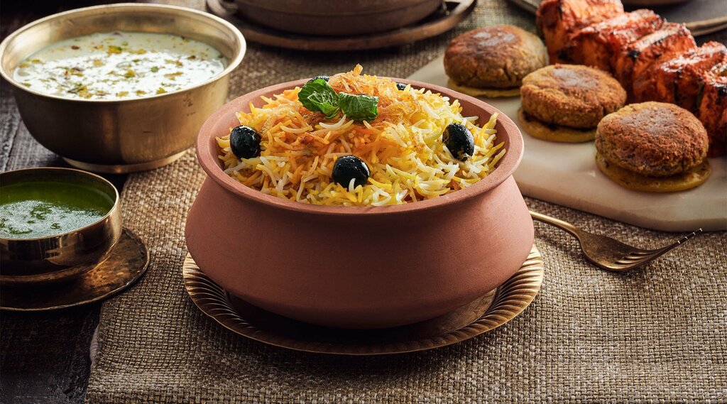 Food and lunch delivery Art Of Dum, Dubai, photo