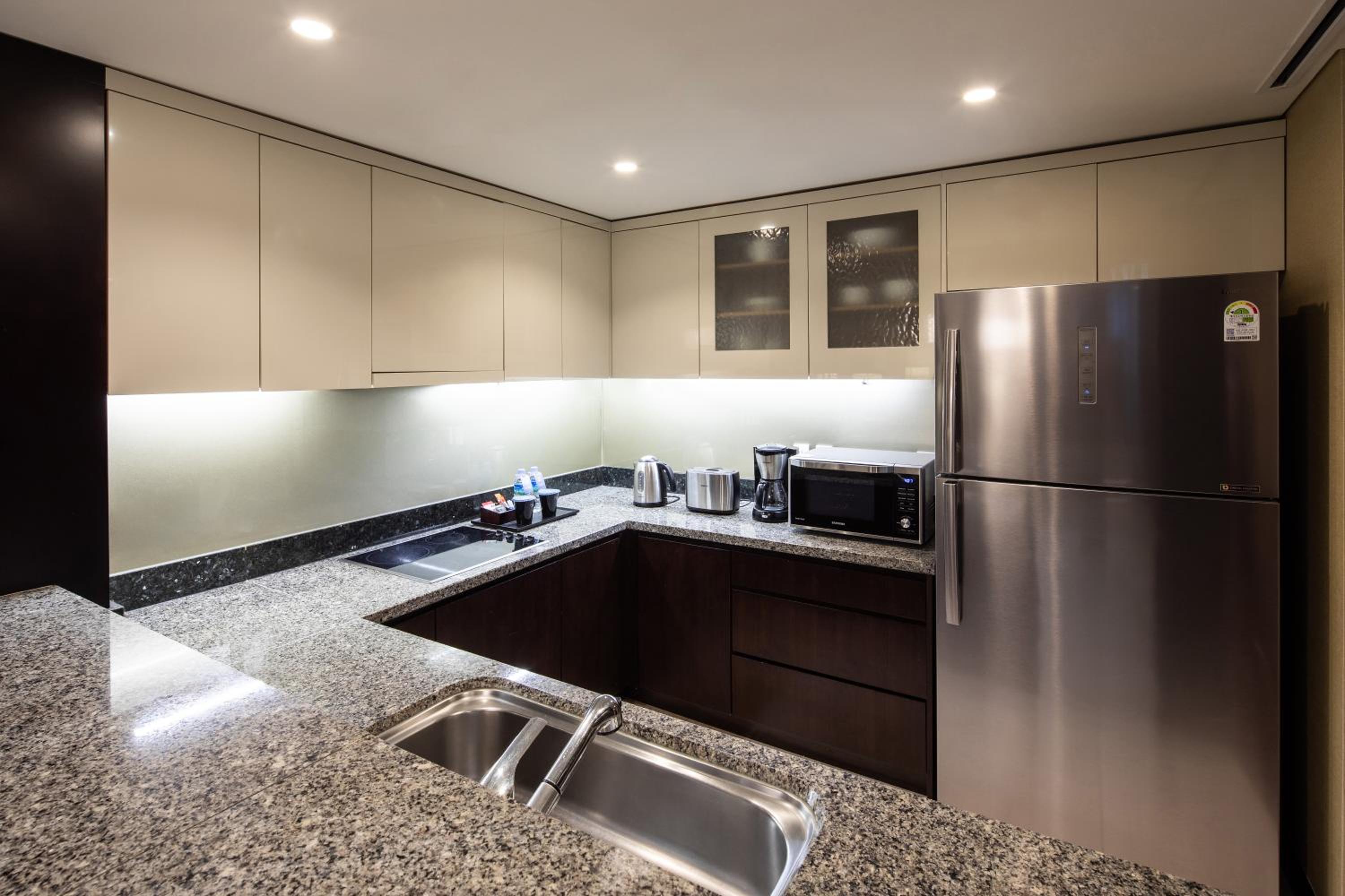 Фото Oakwood Premier Coex Center