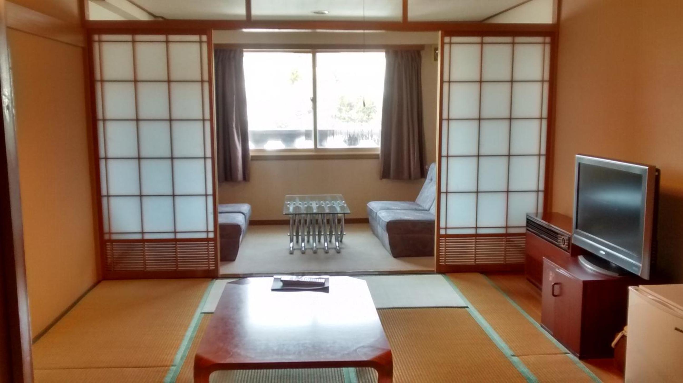 Фото Shiga Palace Hotel