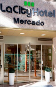 Гостиница Hotel La City Mercado