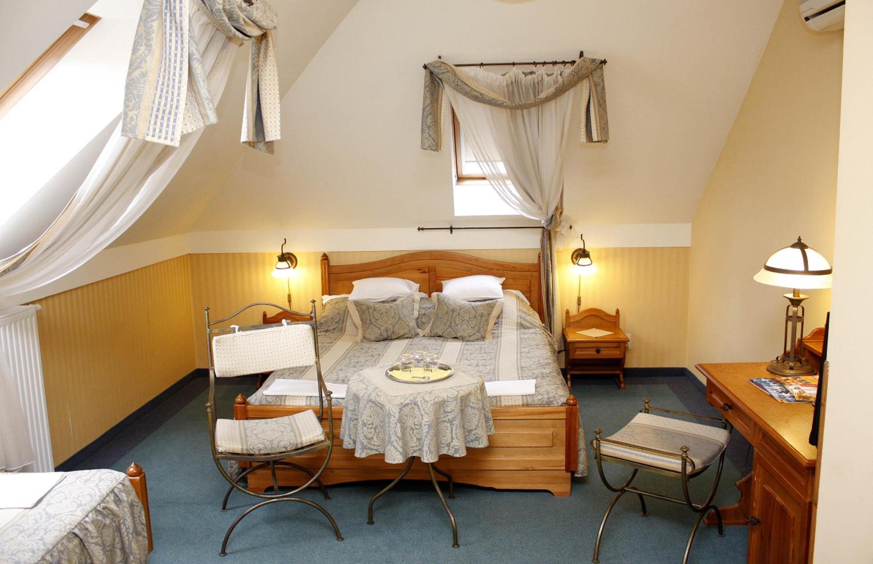 Фото Levay Villa Hotel