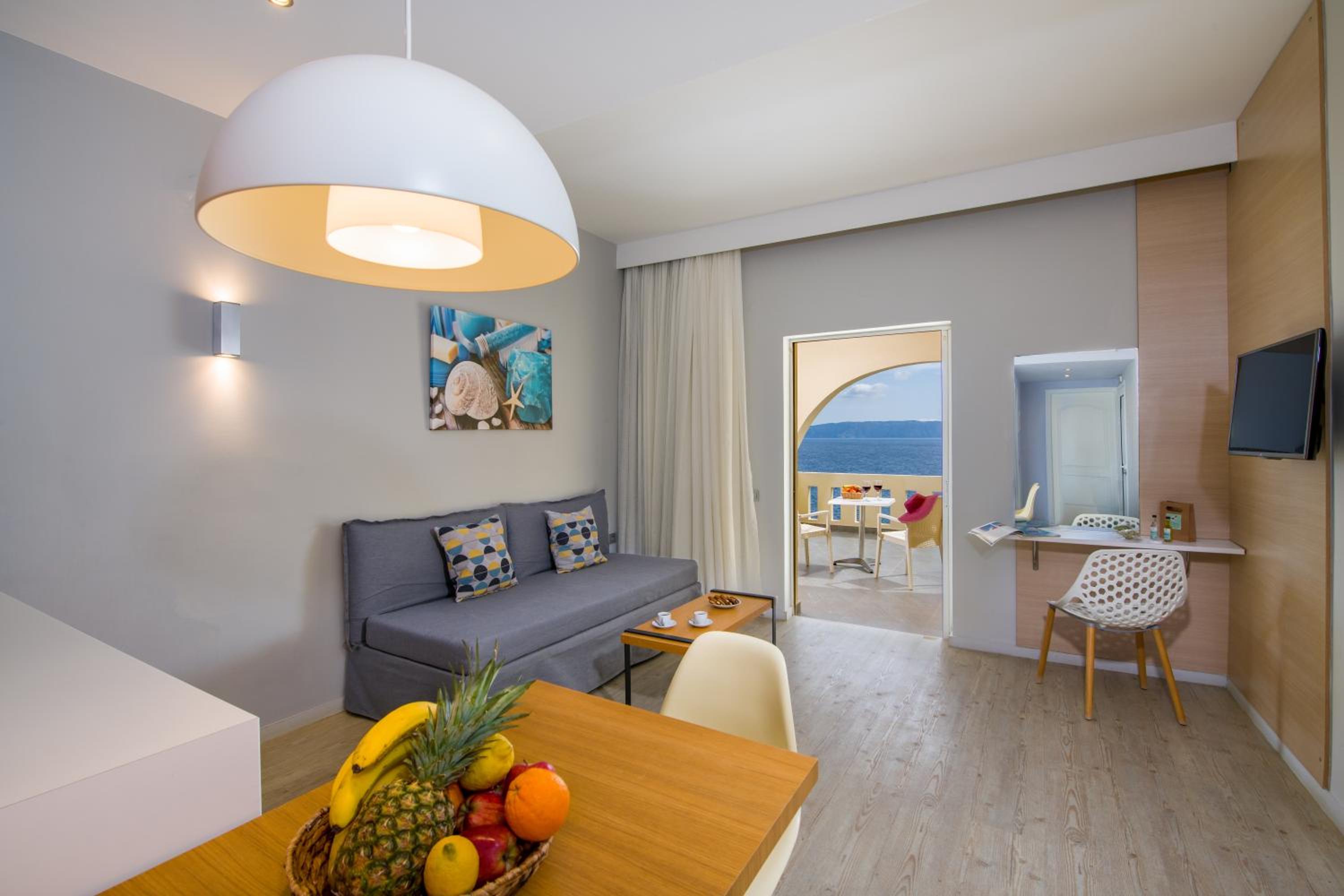 Фото Balos Beach Hotel