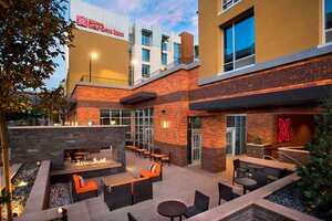 Гостиница Hilton Garden Inn Burbank Downtown, Ca