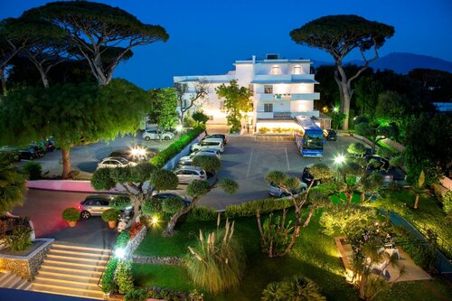 Гостиница Hotel Marad в Торре-дель-Греко