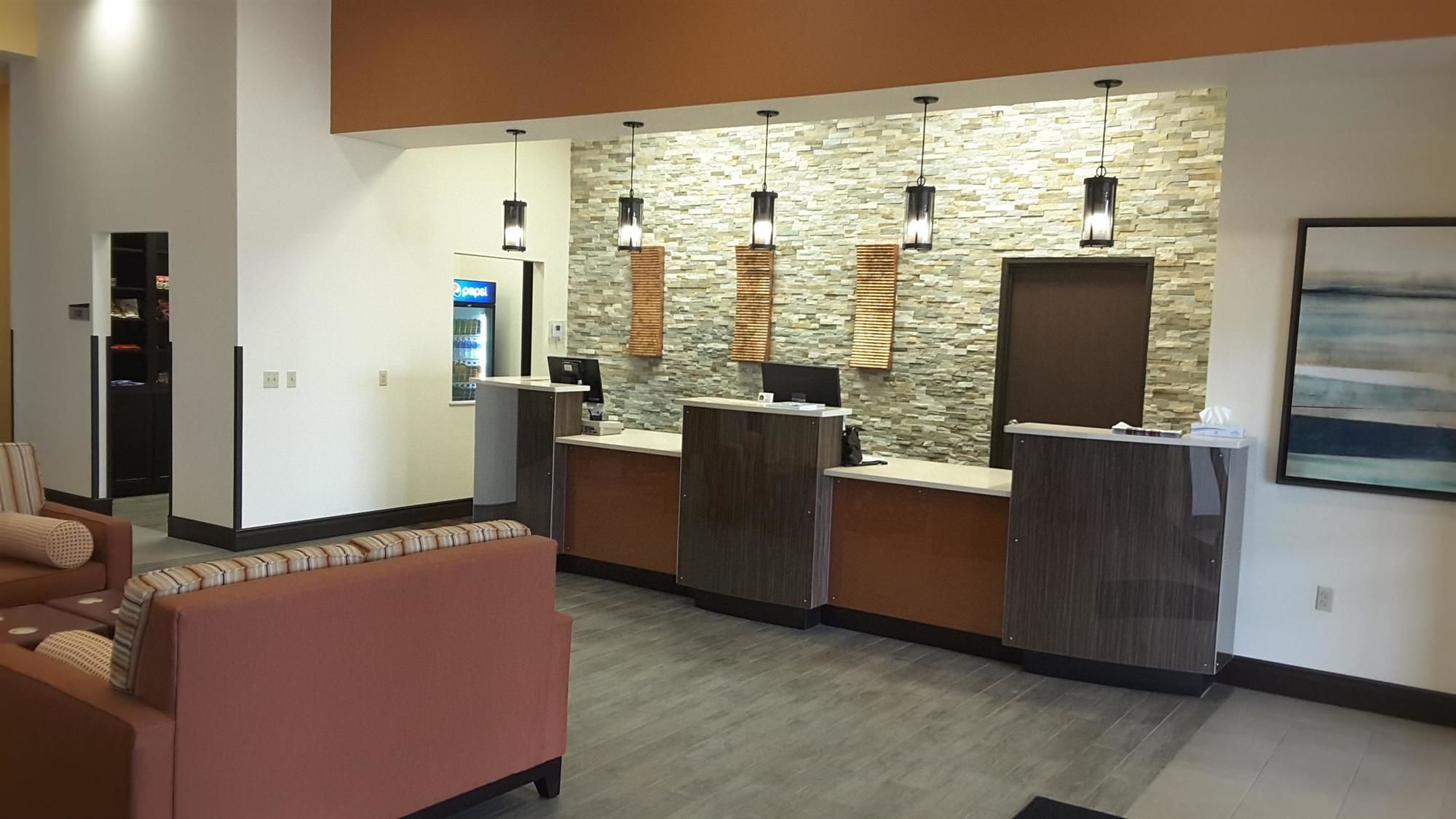 Фото Best Western Plus North Platte Inn & Suites