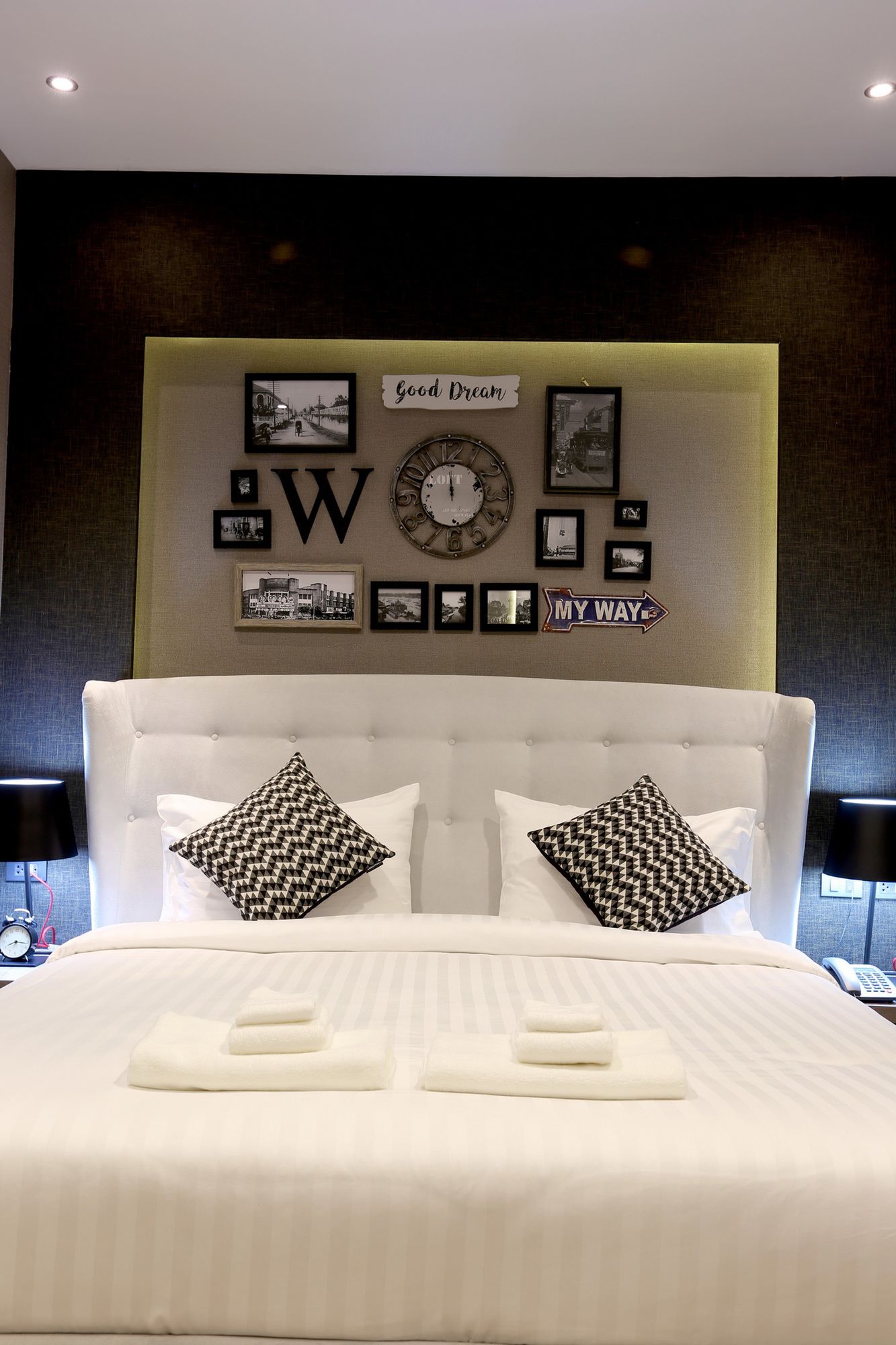 Фото The Printing House Poshtel Bangkok