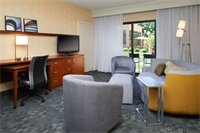 Фото Courtyard by Marriott Columbus Dublin