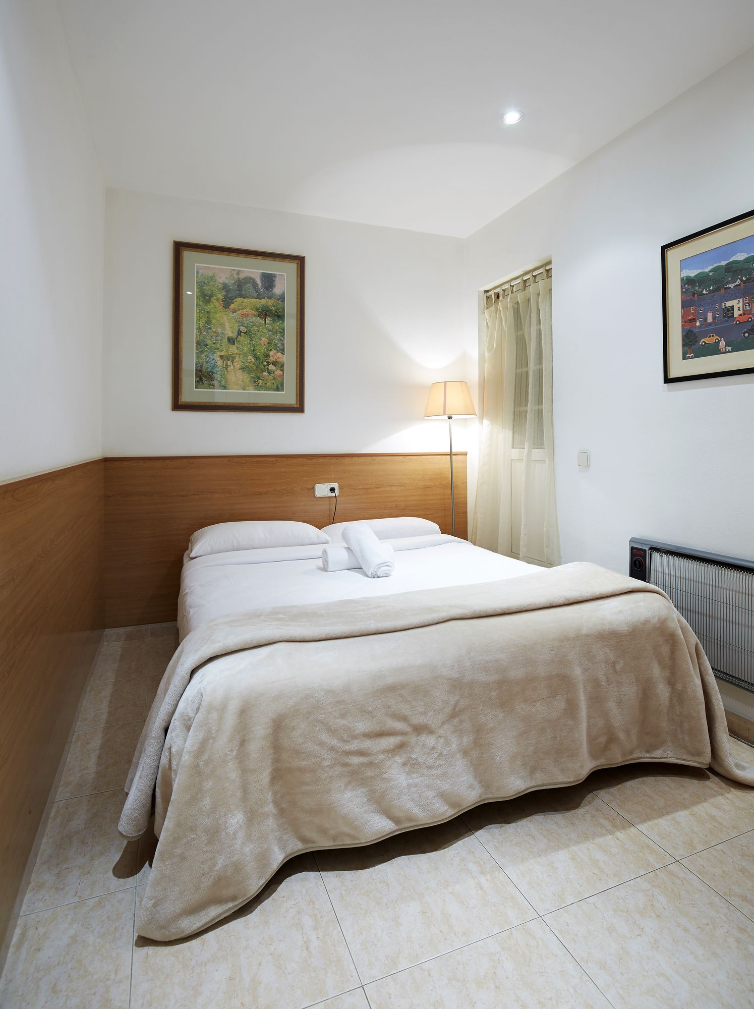 Фото AinB Diagonal Francesc Macia Apartments