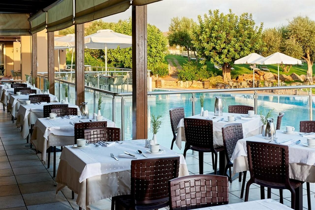 Фото Village Heights Resort