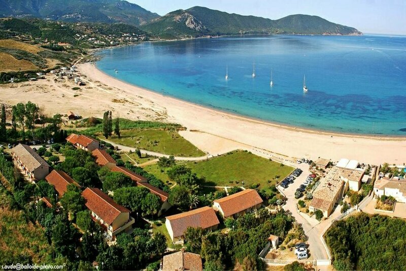 Гостиница Marina di Lava Hotel