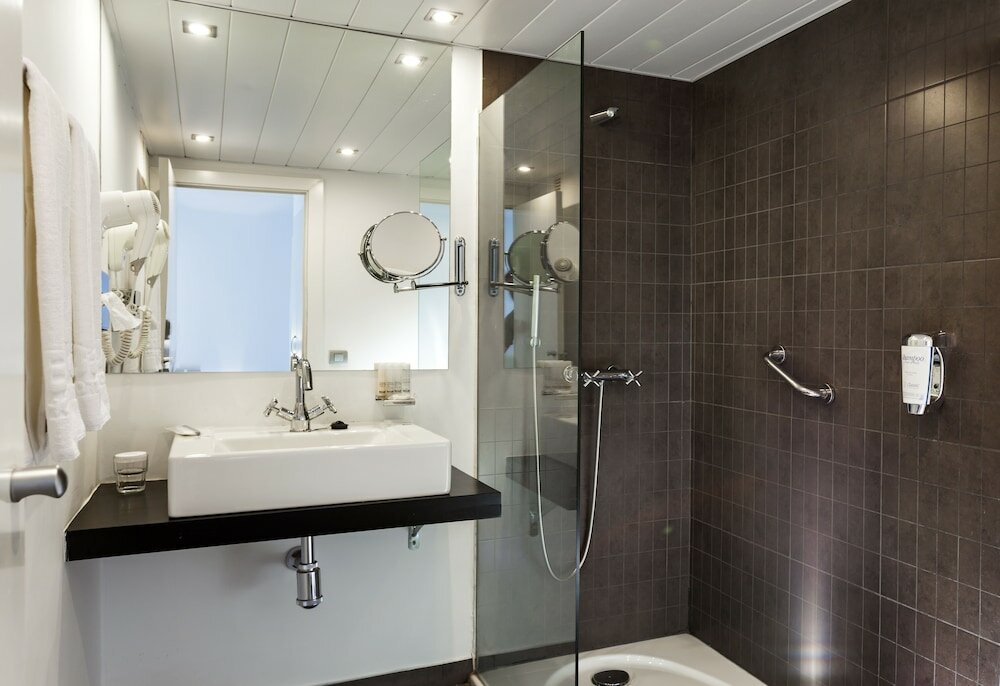 Фото Occidental Santa Cruz Contemporáneo