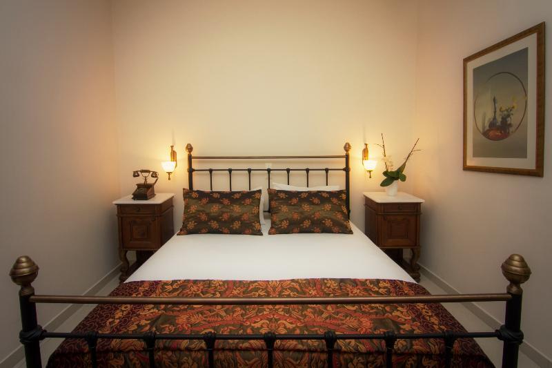 Фото Green Hill Hotel