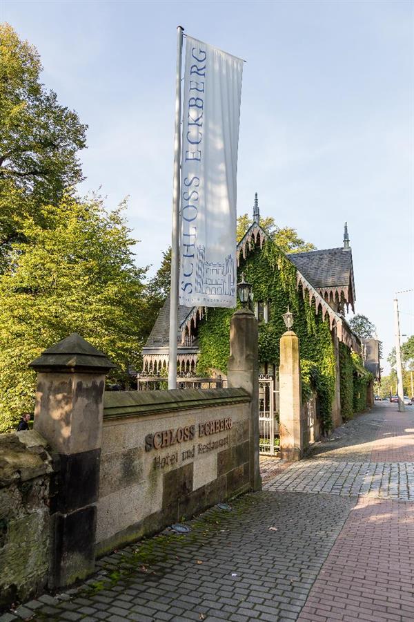 Фото Hotel Schloss Eckberg