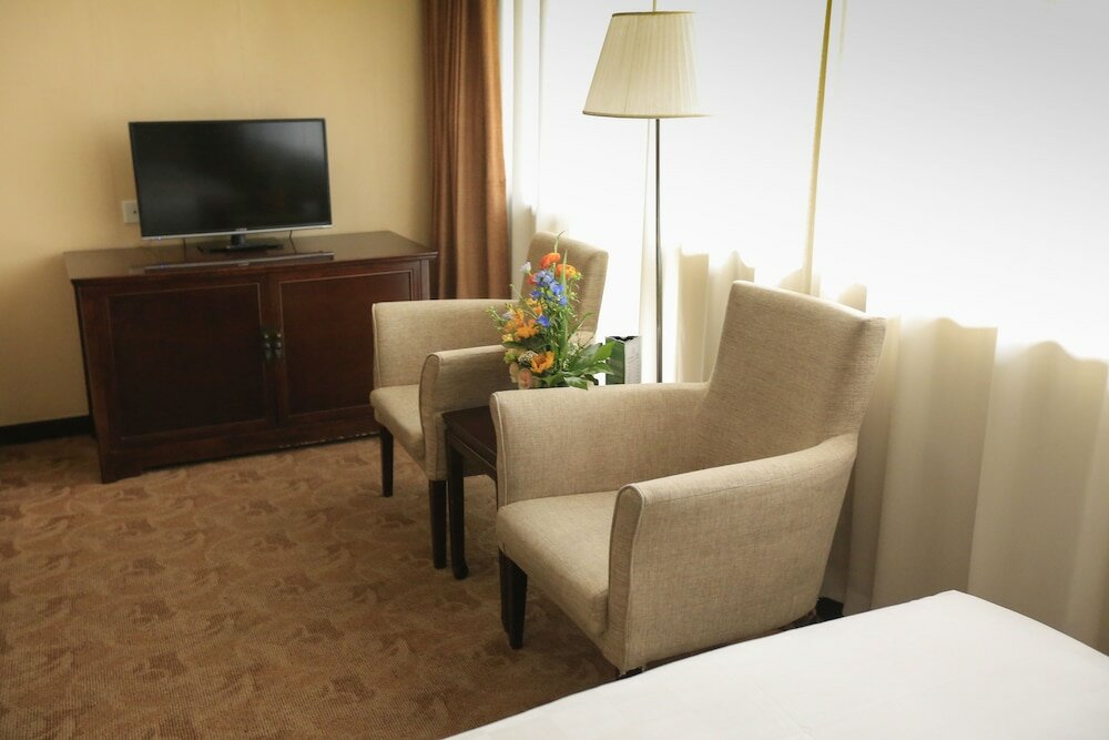 Фото Bell Tower Hotel Xian