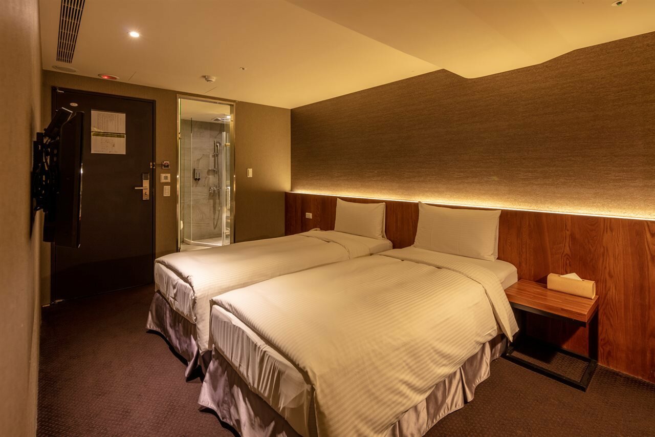 Фото Goodmore Hotel