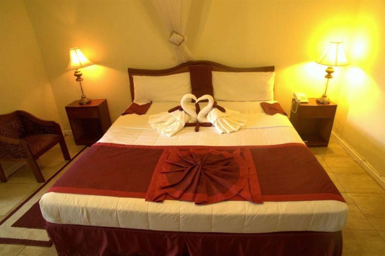 Фото Executive Airport Hotel