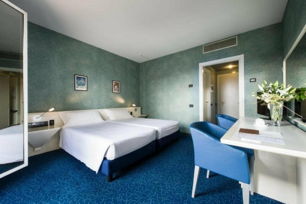 Фото Viest Hotel