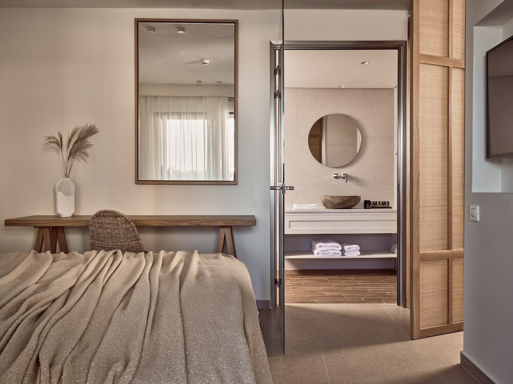 Фото Windmill Bay Aparthotel