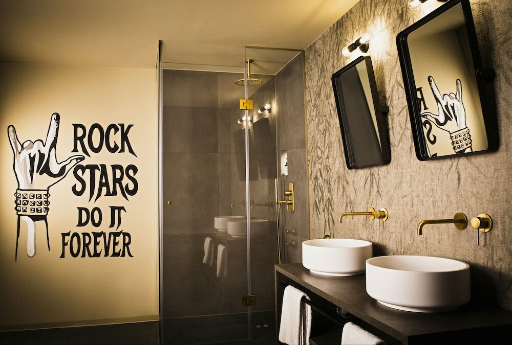 Фото Jams Music Hotel Munich