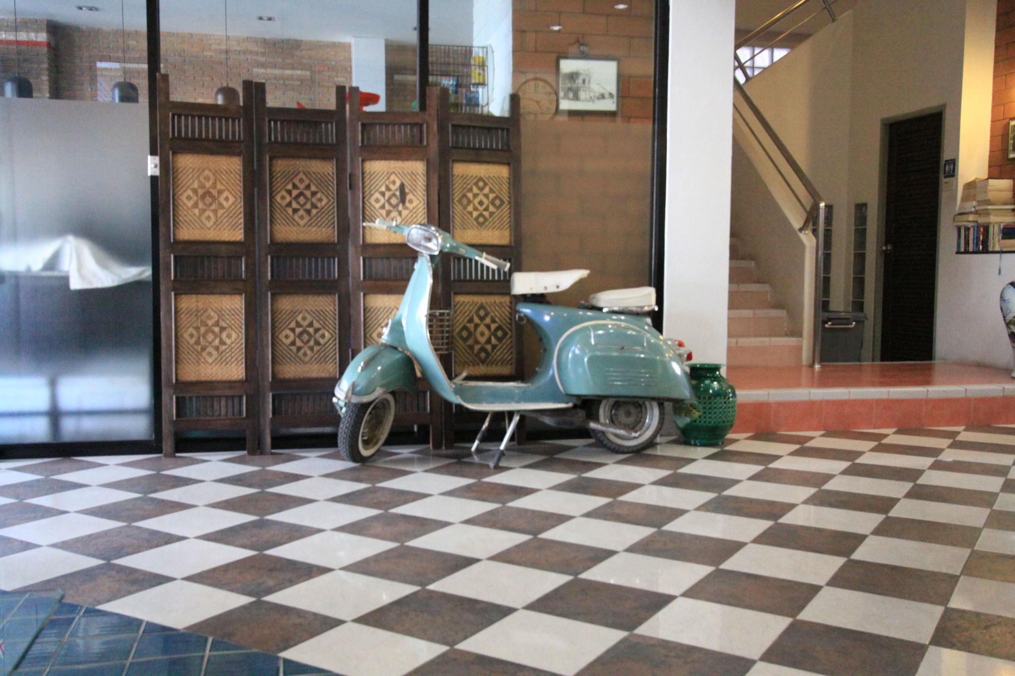 Фото RangRong Hotel