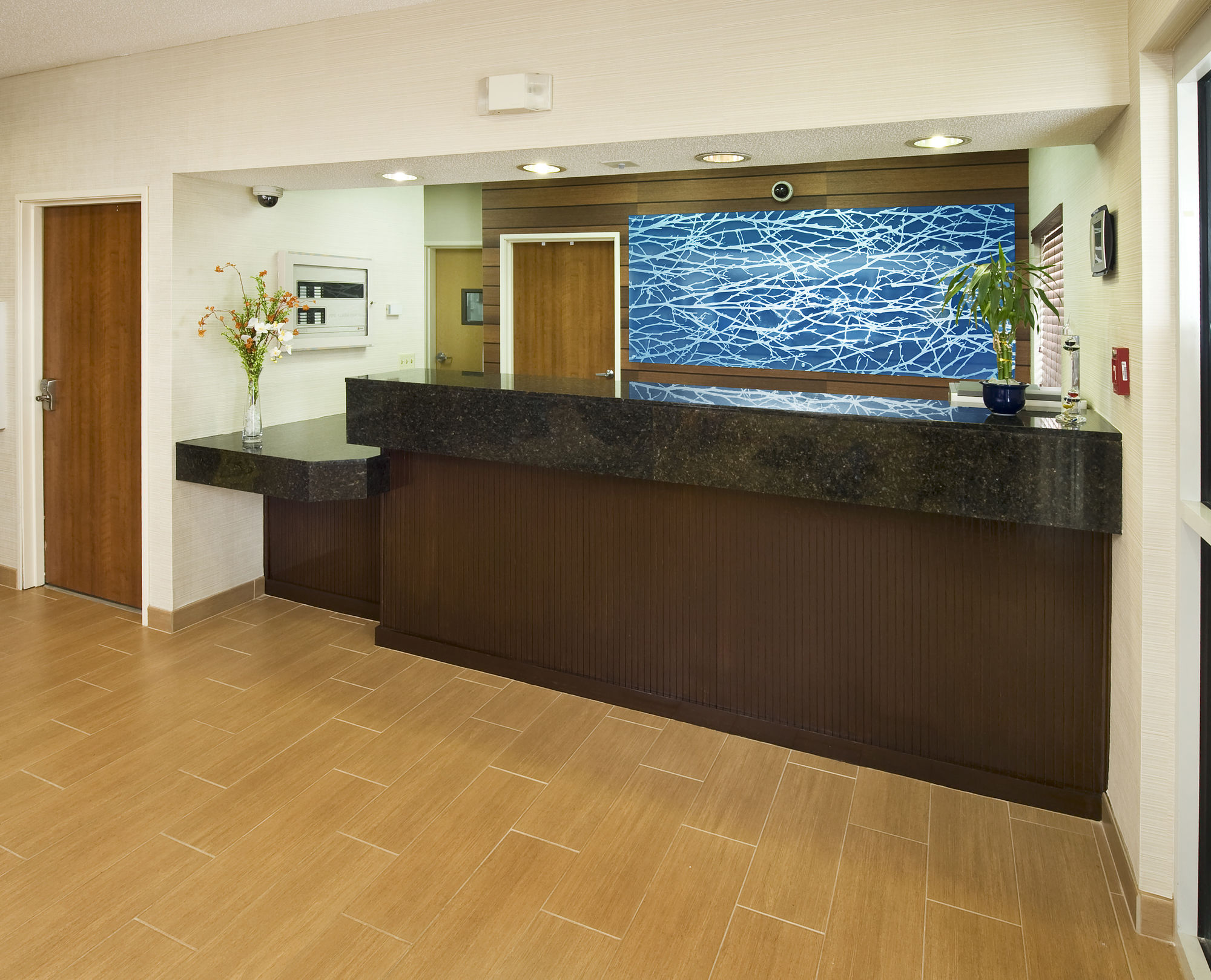 Фото AmericInn by Wyndham Duluth