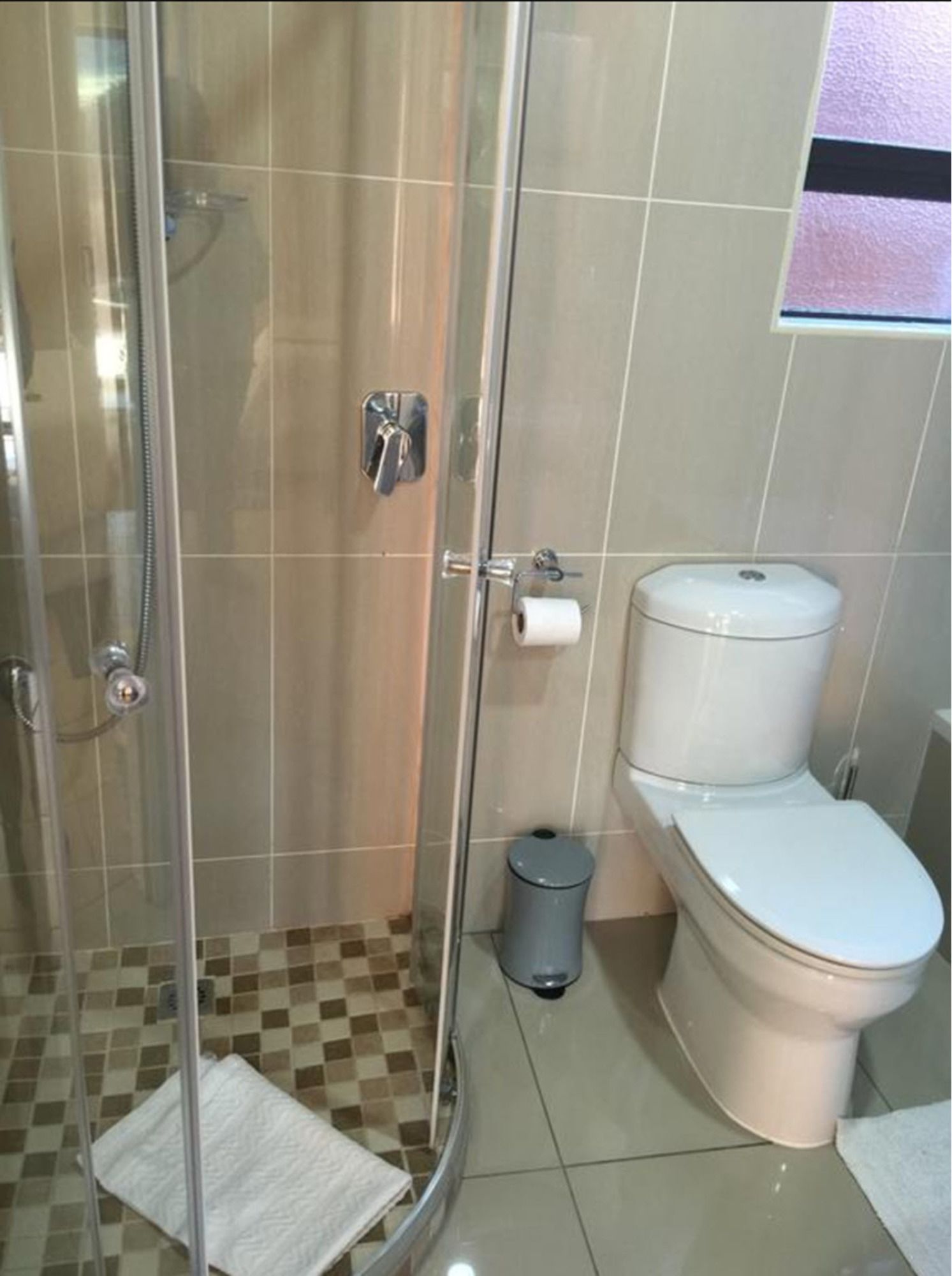 Фото Botleng Guest House