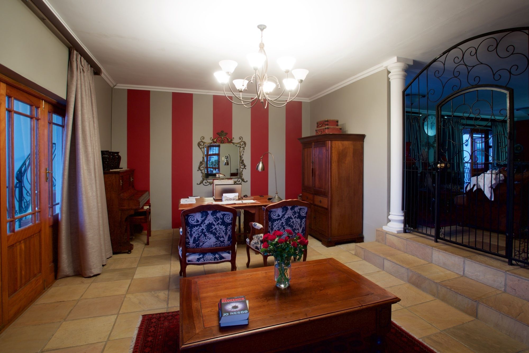 Фото Sea Whisper Guest House & Self Catering