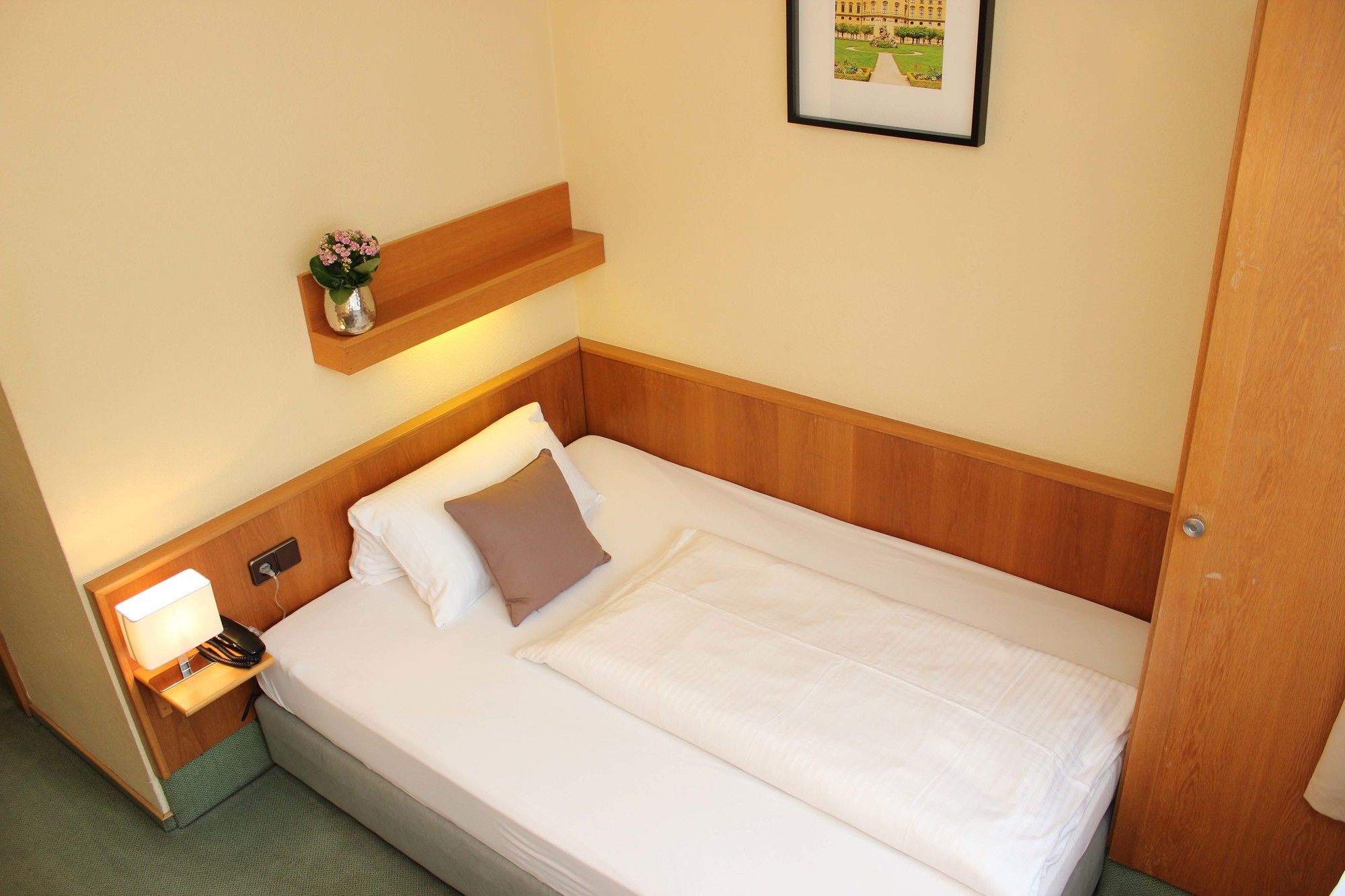 Фото City Hotel Würzburg