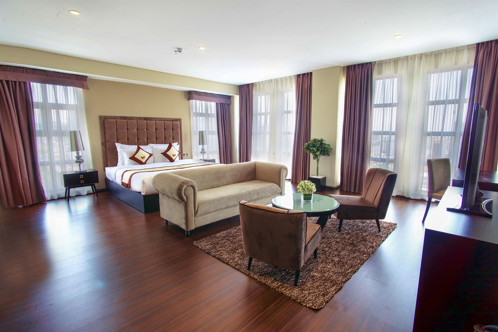 Фото Отель Sanouva Danang