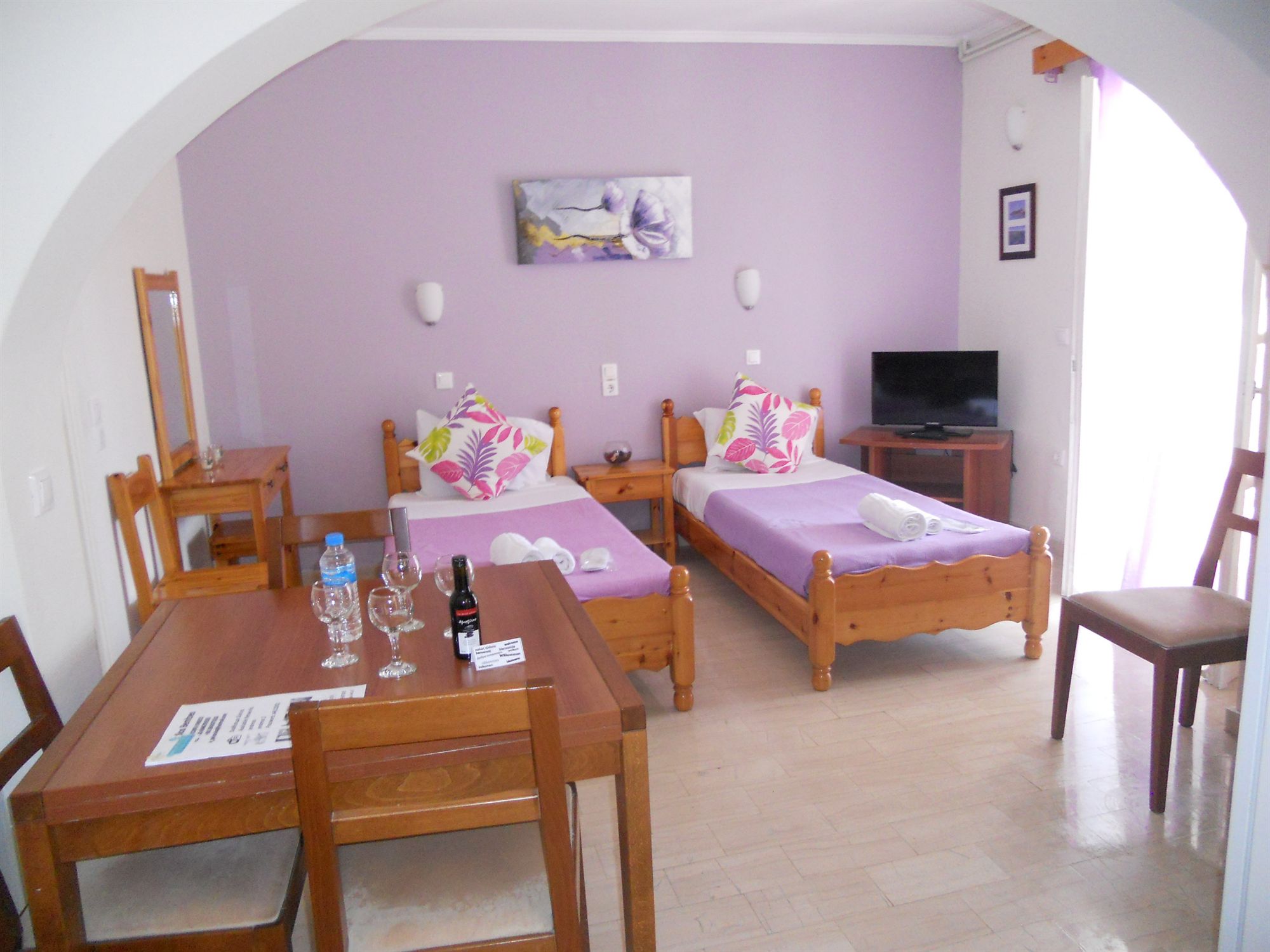 Фото Gina Studios