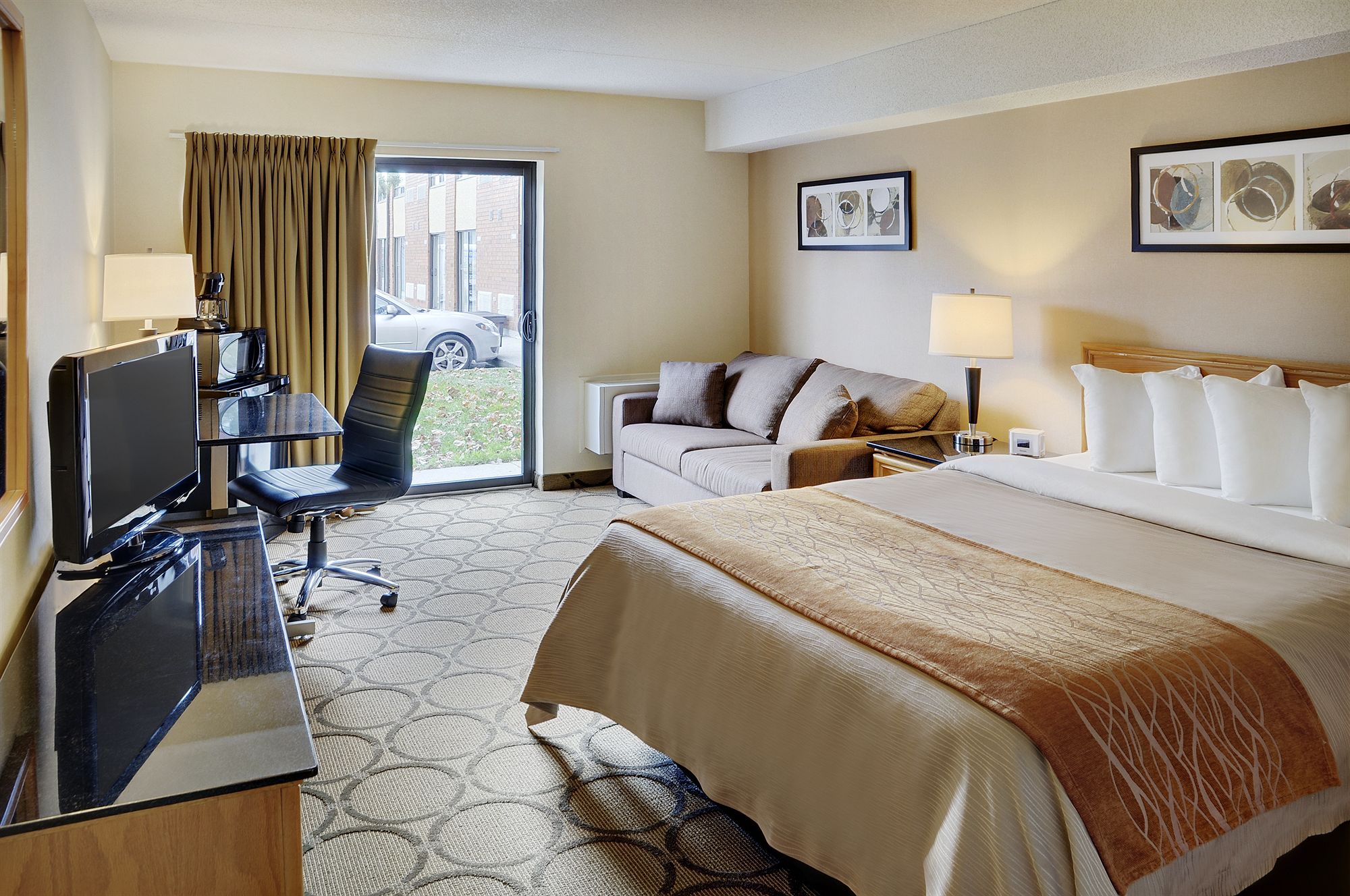 Фото Comfort Inn East