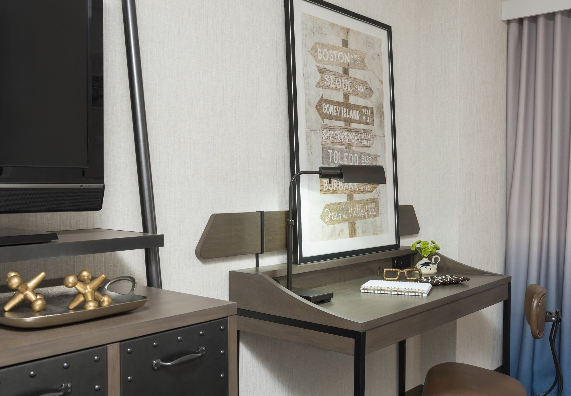 Фото Renaissance Toledo Downtown Hotel