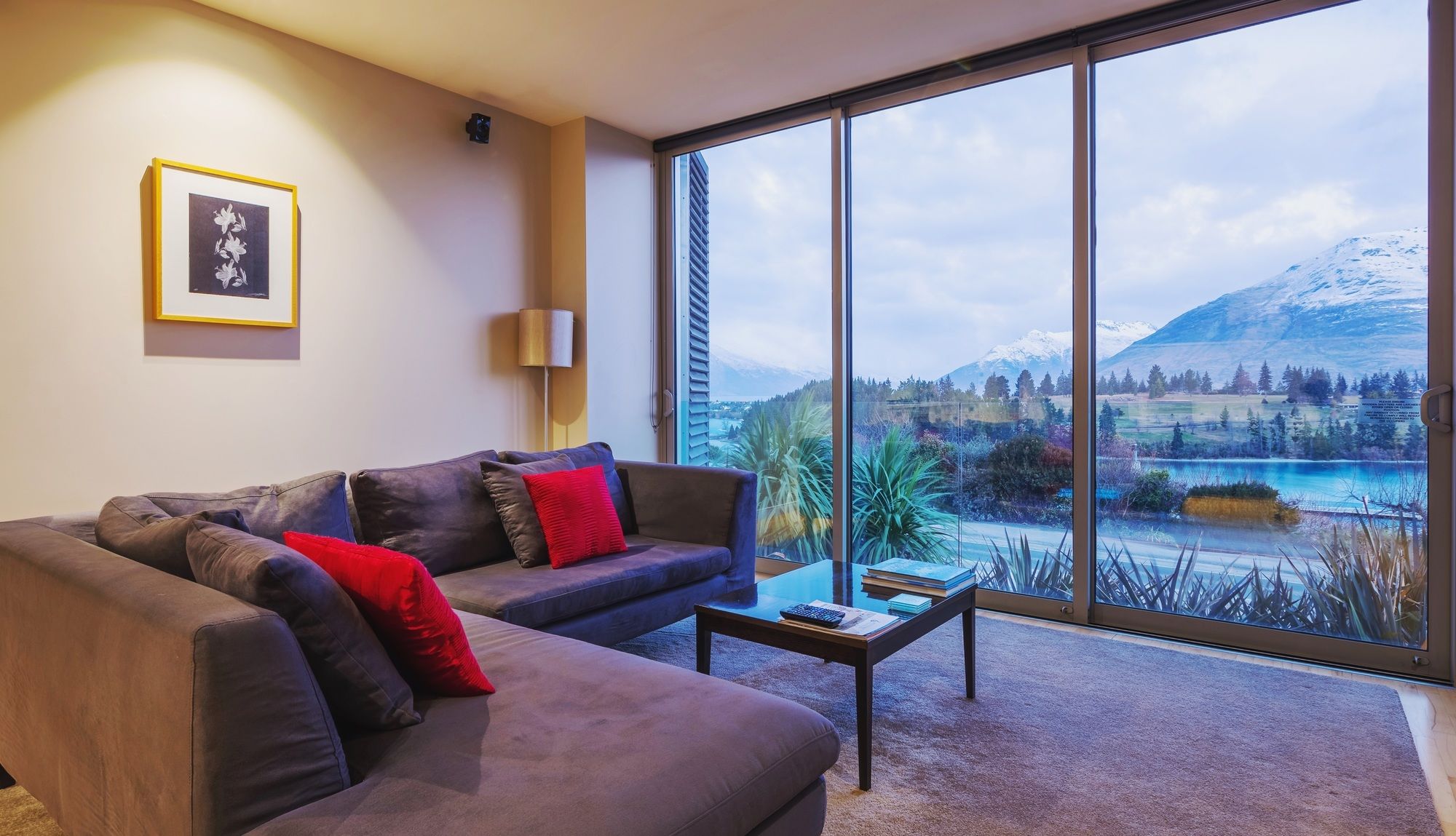 Фото Swiss-Belsuites Pounamu Queenstown