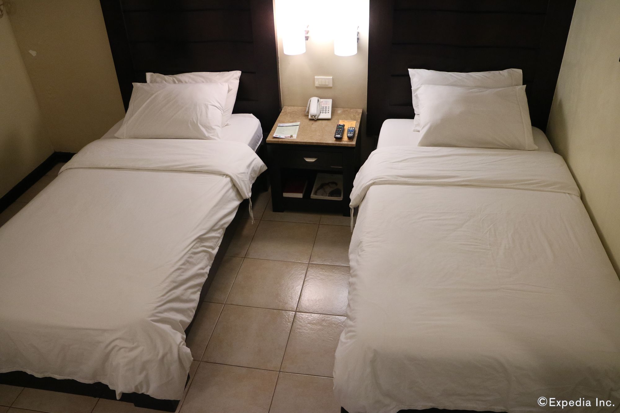 Фото Mo2 Westown Hotel Iloilo